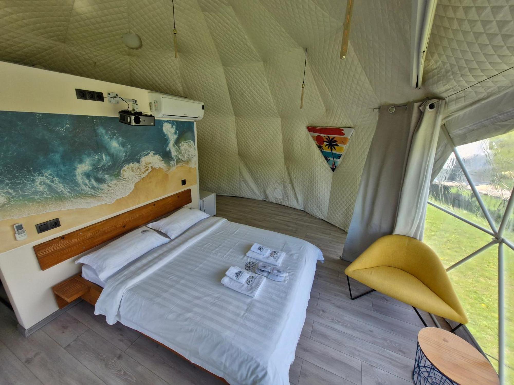 Glamping Georgia Krikhi Hotel Ambrolauri Szoba fotó